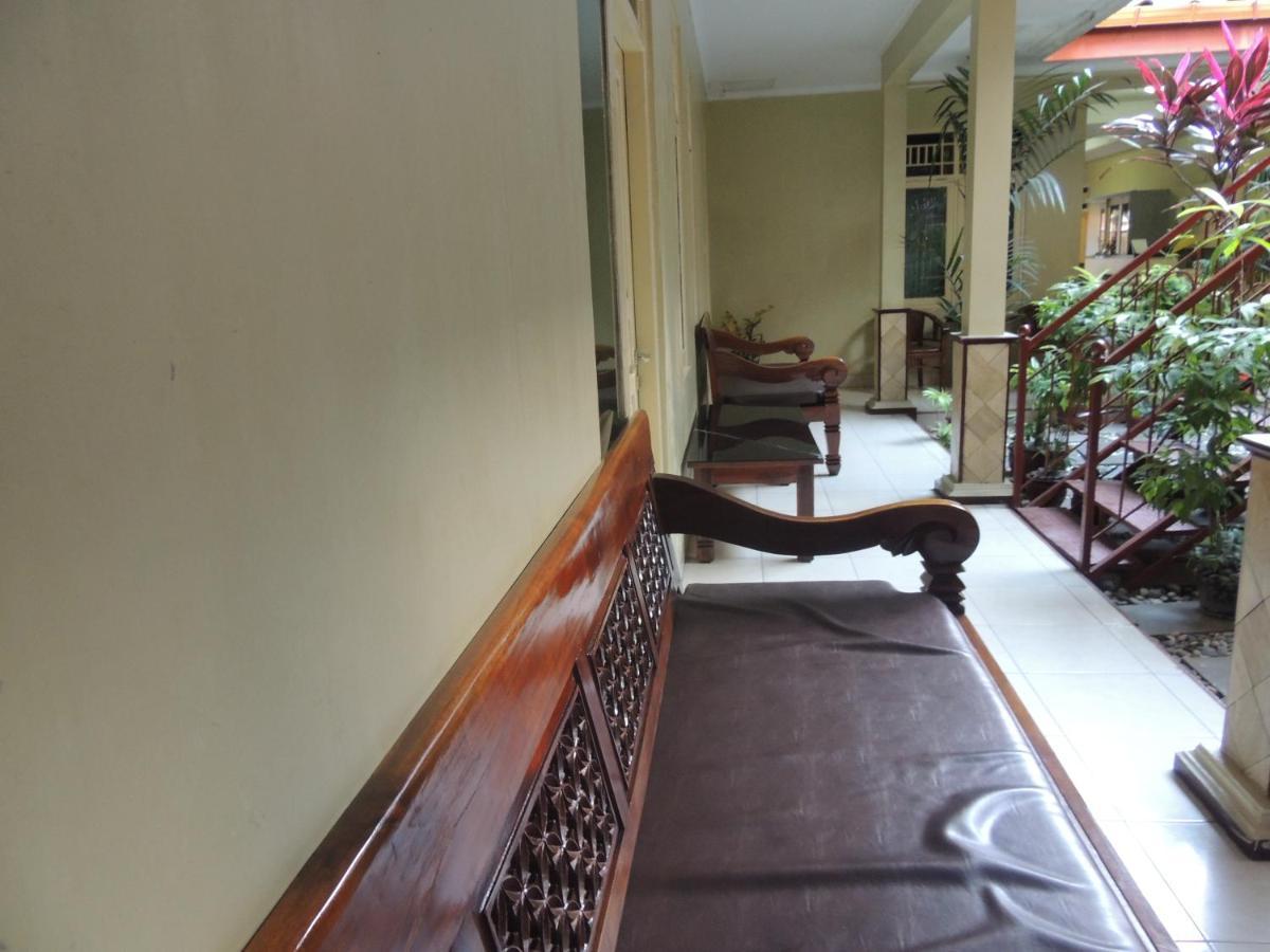 Shabrina Homestay Syariah Kalasan المظهر الخارجي الصورة